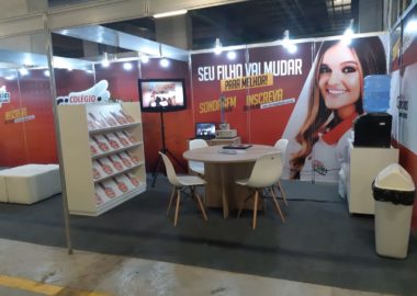 Ciências Aplicadas participa da FLIQ com experimentos científicos e oficinas